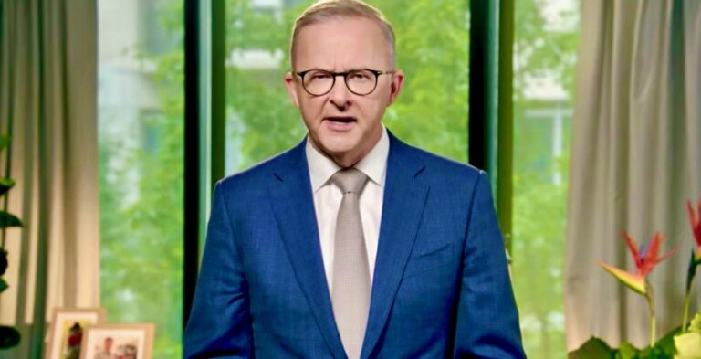 Labor retains clear Newspoll lead and large Ipsos lead as record number of candidates nomina