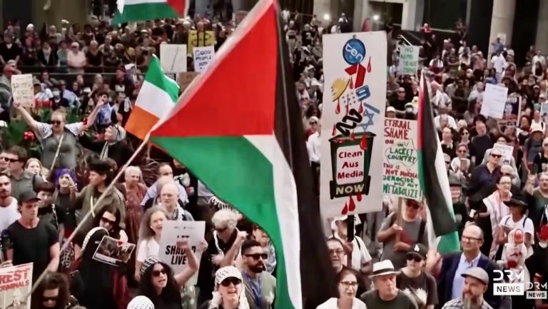 “LET US MARCH”: Thousands Defy Restricted Zones to Protest Israeli President’s Sydney Visit