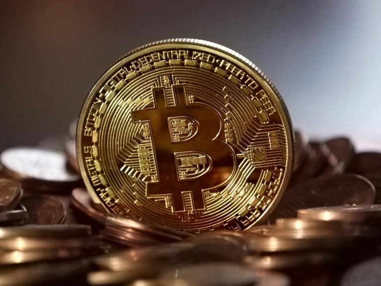 April’s Edge: Will Bitcoin Find a Spring Bounce or Repeat the Nightmare of 2021?