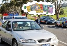 THE SENIORS’ LICENCE TRAP: Why Your Recent Hospital Visit or New Glasses Could Make You an “Illegal Driver” Overnight Elderly Man receiving fine from police officer